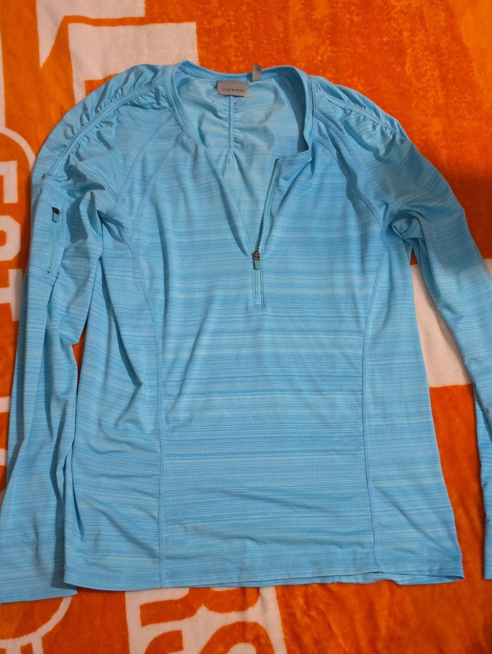 Athleta Light Blue Ruched Back Workout Top